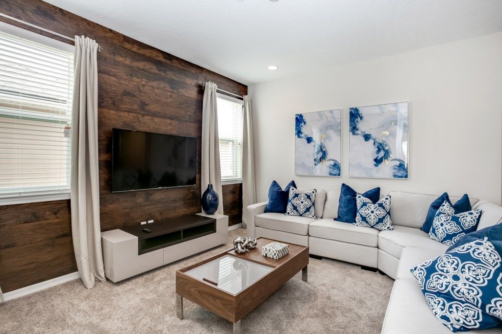 Photo of Livingroom in Bay Lake