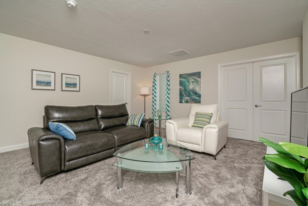Photo of Livingroom in Bay Lake