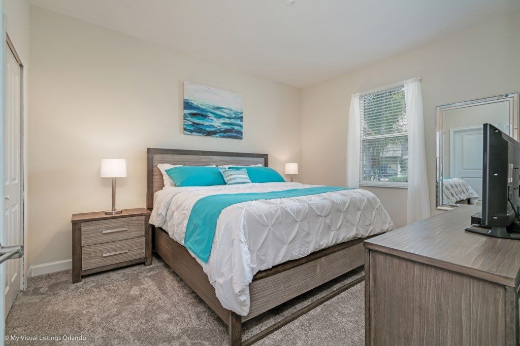 Photo of Bedroom in Bay Lake