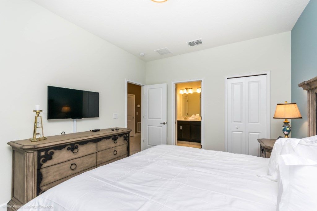 Photo of Bedroom in Sandy Ridge