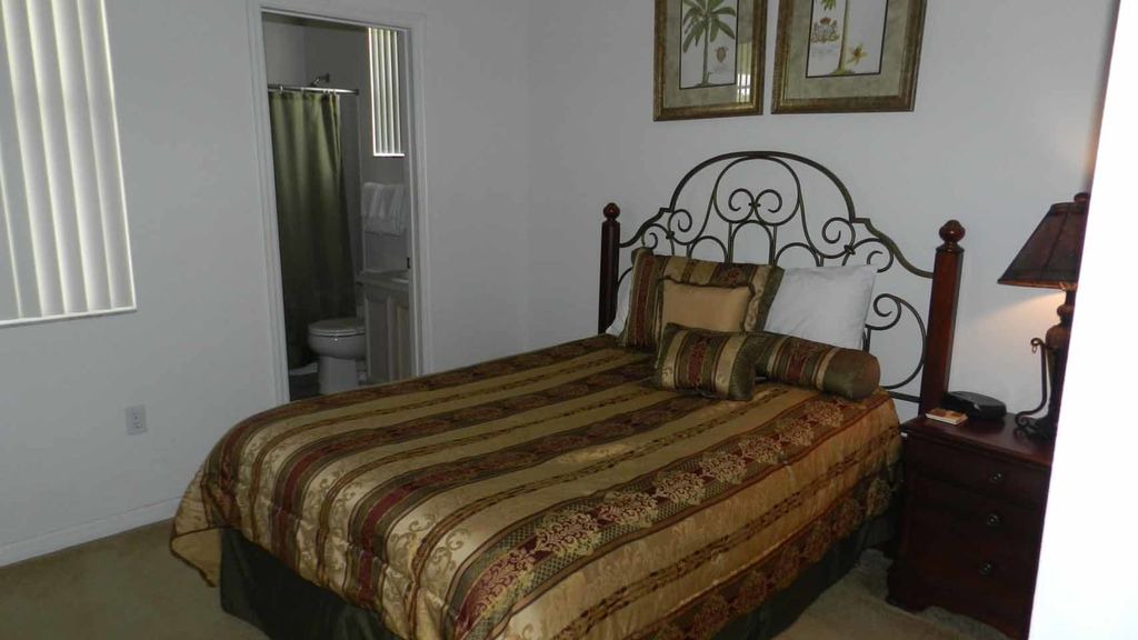 Photo of Bedroom in Windwood Bay