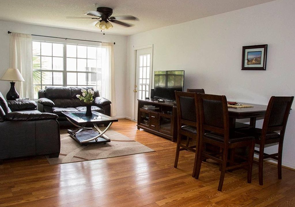 Photo of Livingroom in Ventura