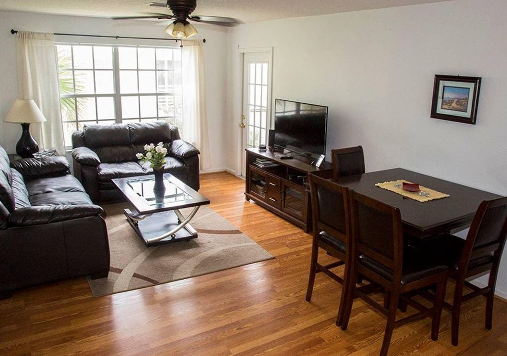 Photo of Livingroom in Ventura