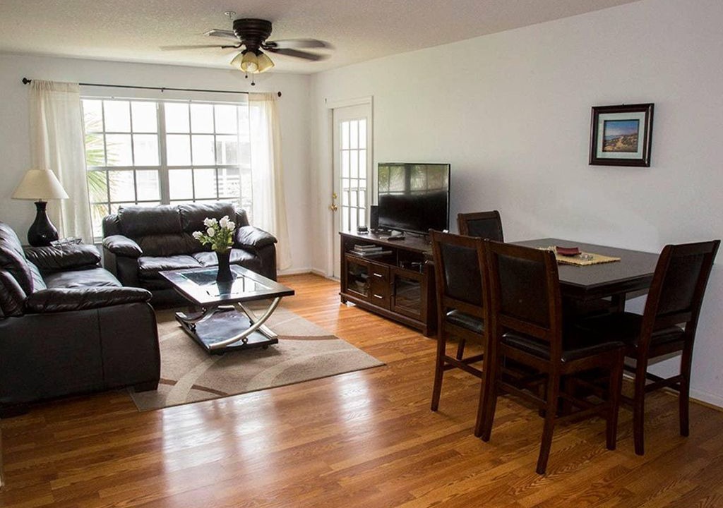 Photo of Livingroom in Ventura