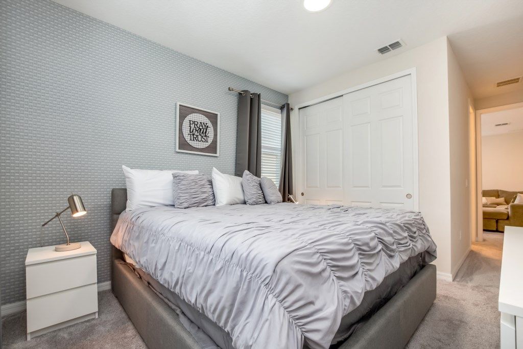 Photo of Bedroom in Bay Lake