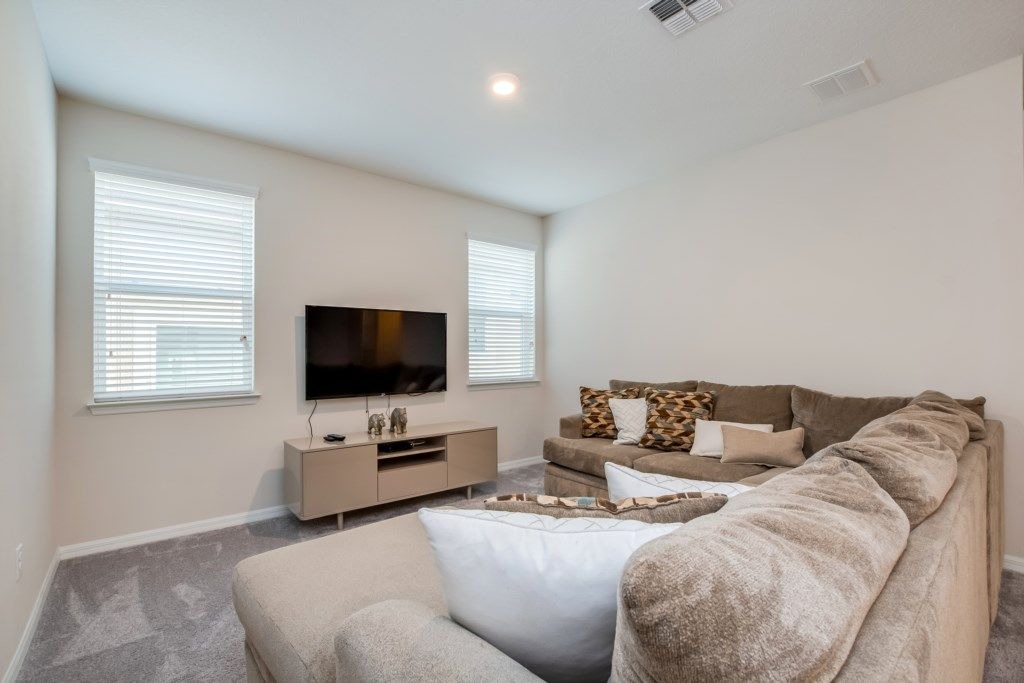 Photo of Livingroom in Bay Lake