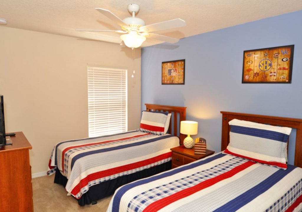 Photo of Bedroom in Watersong