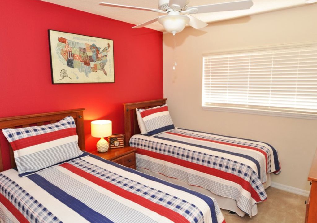 Photo of Bedroom in Watersong