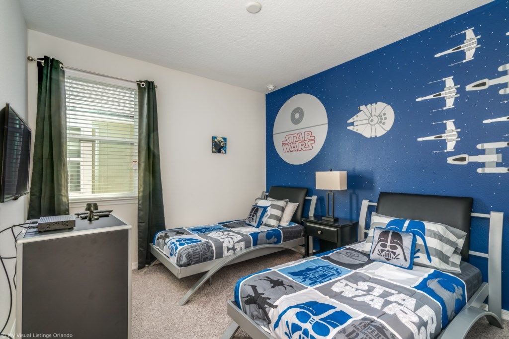 Photo of Bedroom in Buena Ventura Lakes