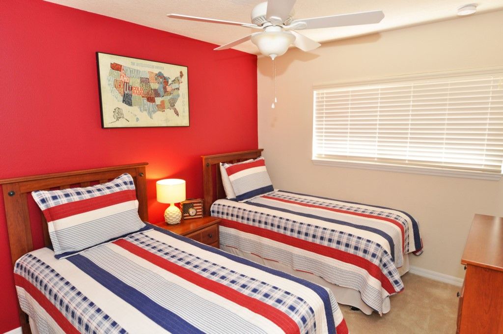 Photo of Bedroom in Watersong