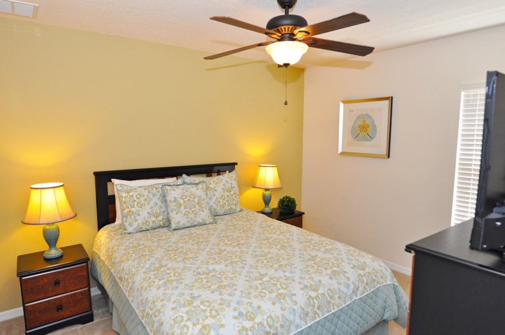 Photo of Bedroom in Watersong