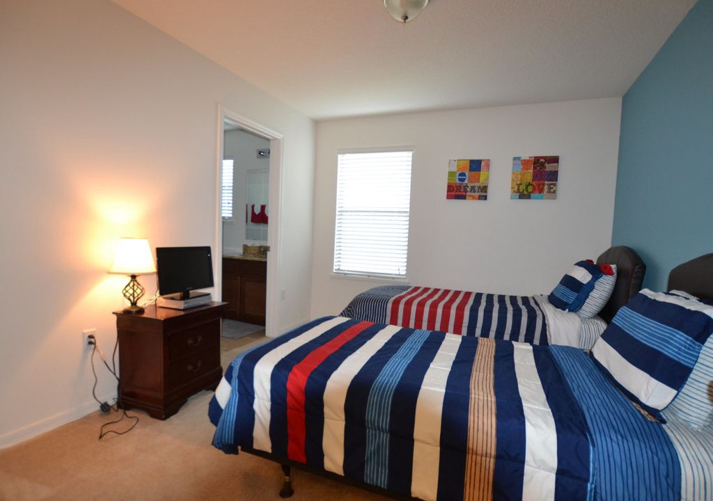Photo of Bedroom in Cypress Pointe