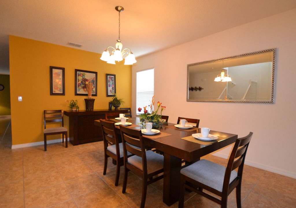 Photo of Livingroom in Cypress Pointe