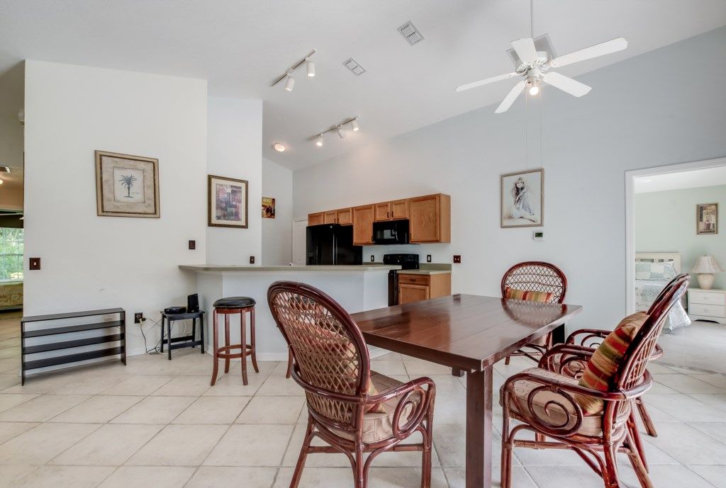 Photo of Livingroom in Pinewood Country Estates