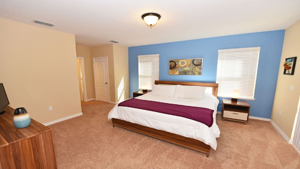 Photo of Bedroom in Cypress Pointe