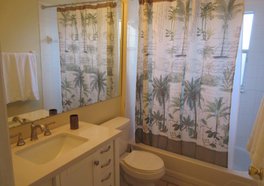 Photo of Bathroom in Sunridge Woods