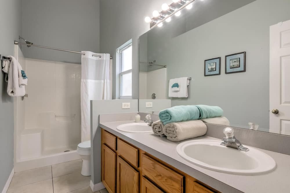 Photo of Bedroom in Clear Creek
