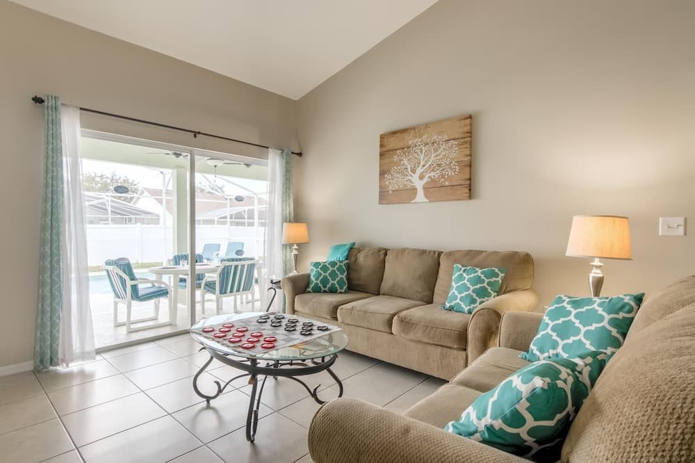 Photo of Livingroom in Clear Creek