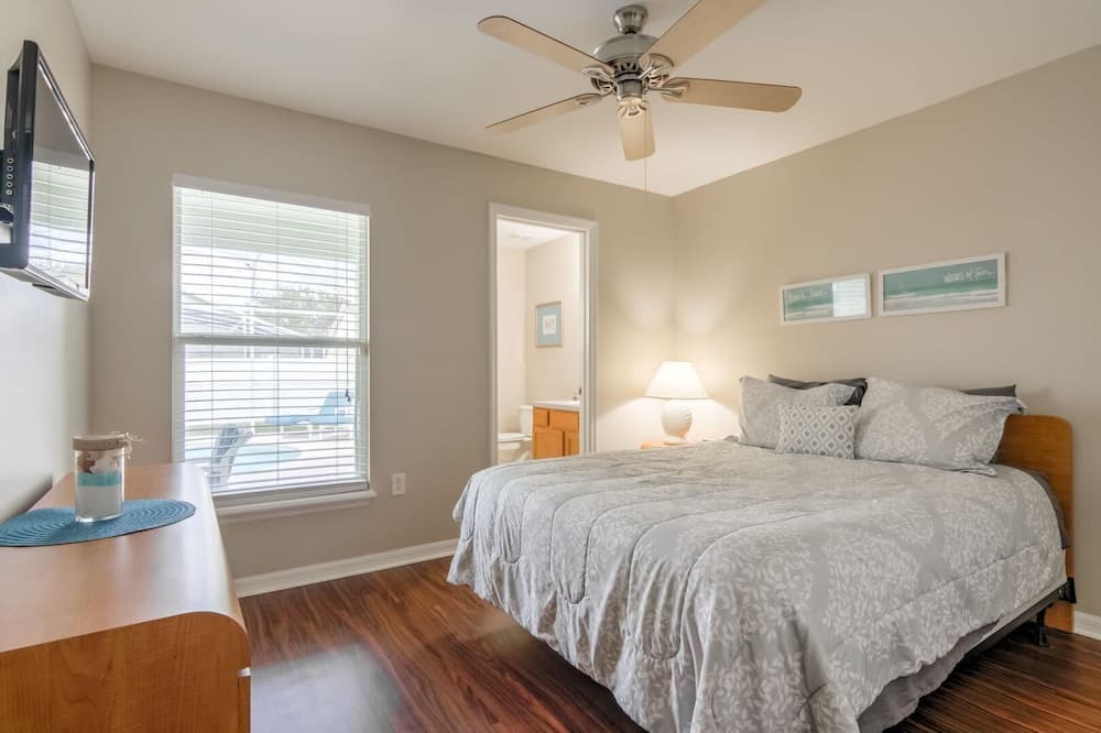 Photo of Bedroom in Clear Creek