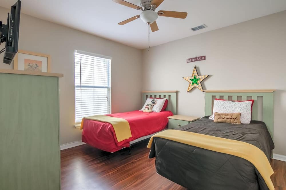 Photo of Bedroom in Clear Creek