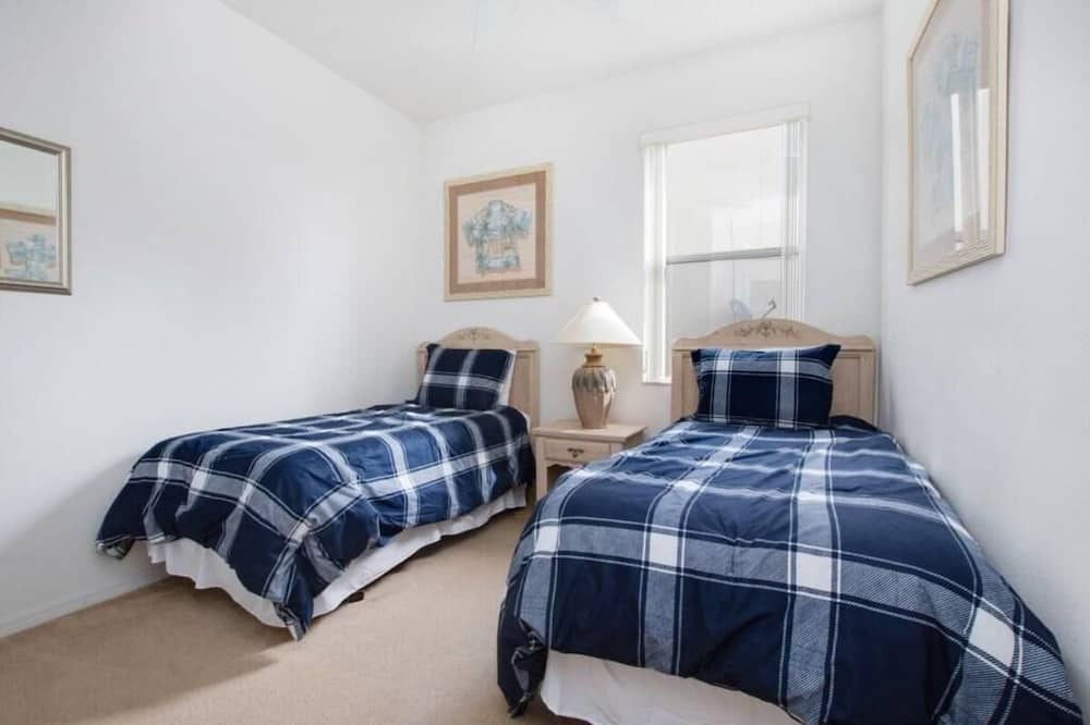 Photo of Bedroom in Windwood Bay