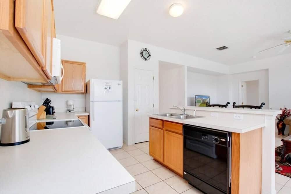 Photo of Kitchen in Windwood Bay