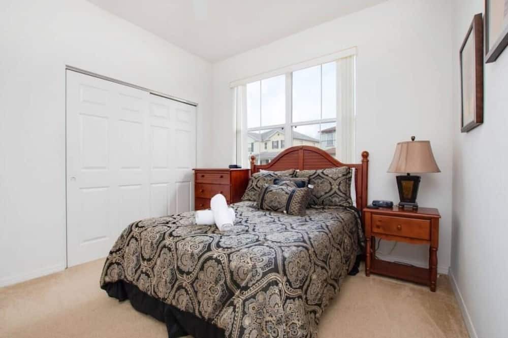 Photo of Bedroom in Windwood Bay