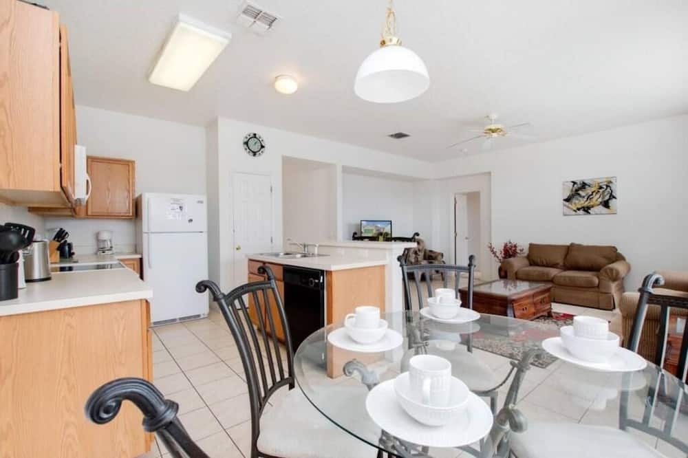 Photo of Kitchen in Windwood Bay