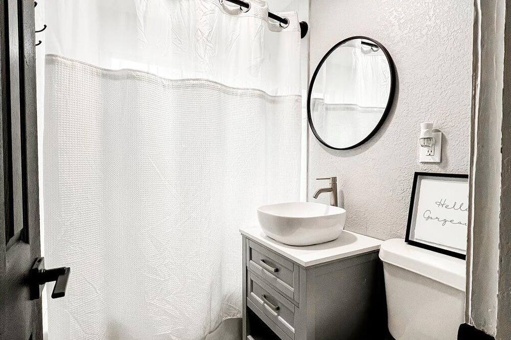 Photo of Bathroom in Altamonte Springs