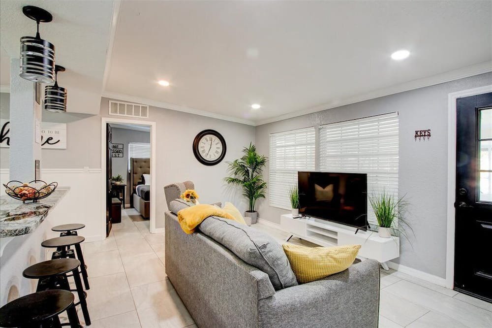 Photo of Livingroom in Altamonte Springs