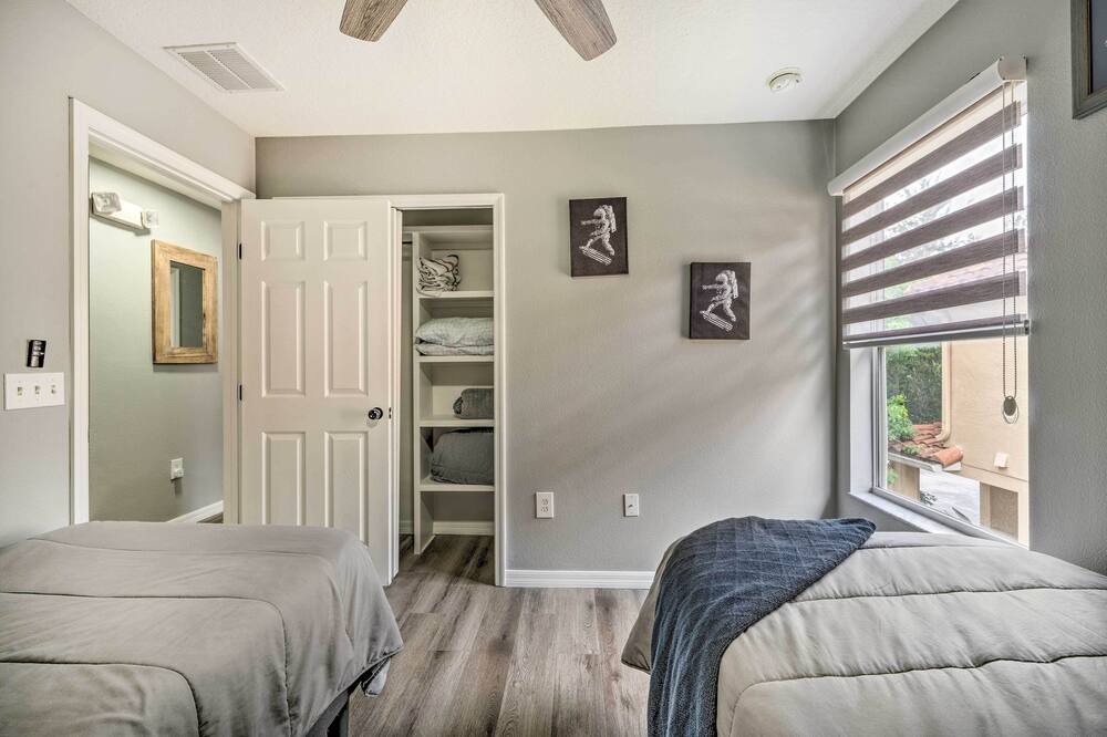 Photo of Bedroom in Crestwynd Bay