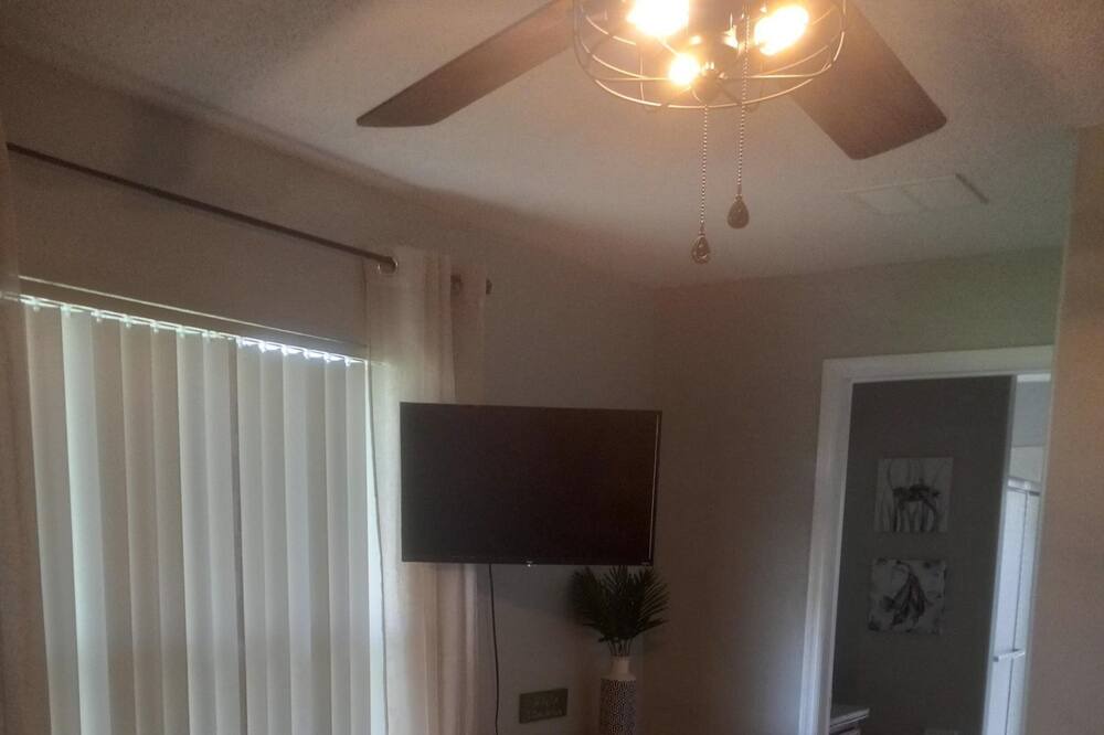 Photo of Others in Orange Tree