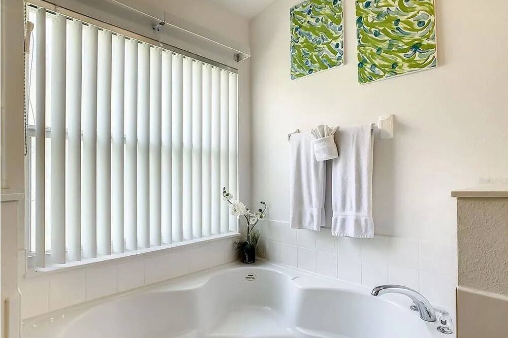 Photo of Bathroom in Cumbrian Lakes
