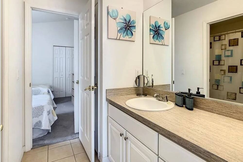 Photo of Bathroom in Cumbrian Lakes