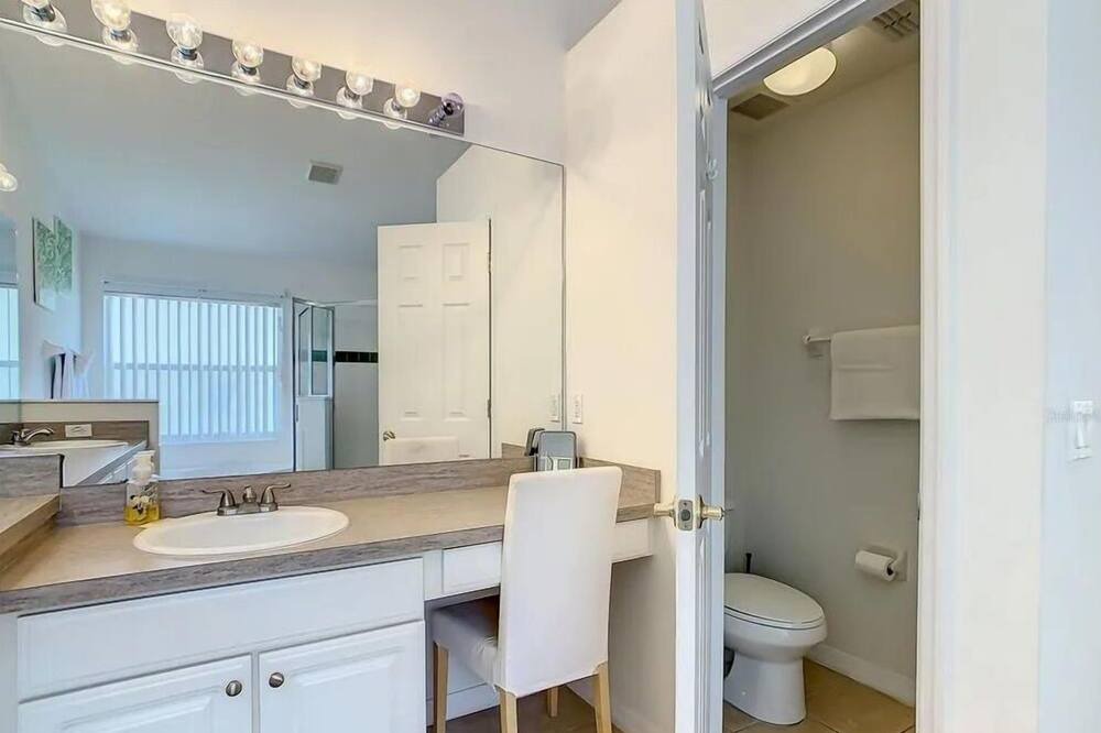 Photo of Bathroom in Cumbrian Lakes