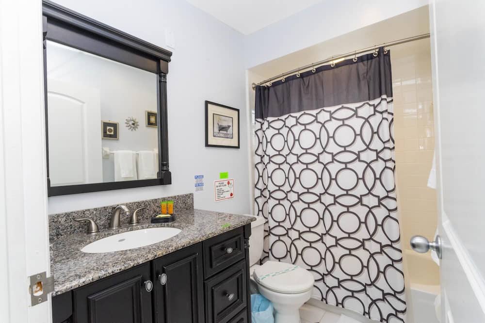 Photo of Bathroom in Indian Ridge
