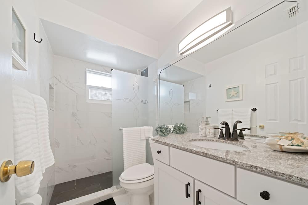 Photo of Bathroom in Indian Ridge