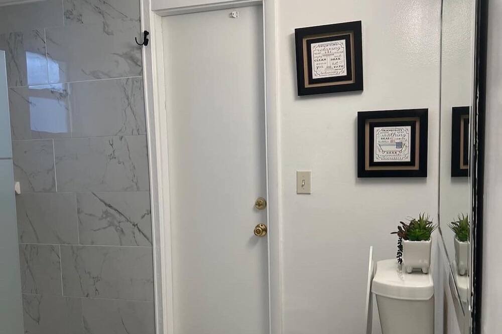 Photo of Bathroom in Indian Ridge