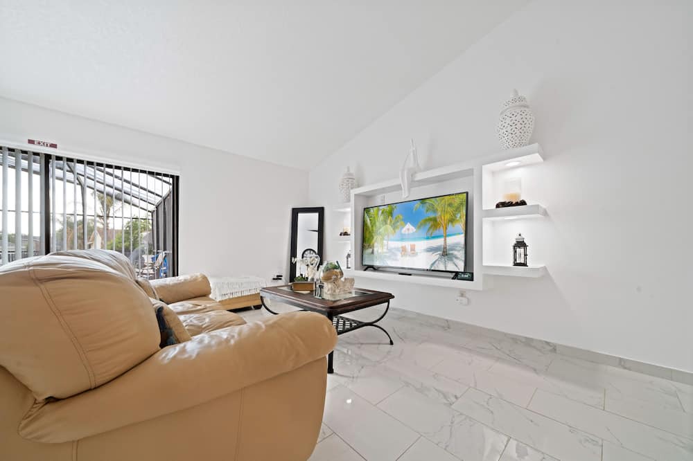Photo of Livingroom in Indian Ridge