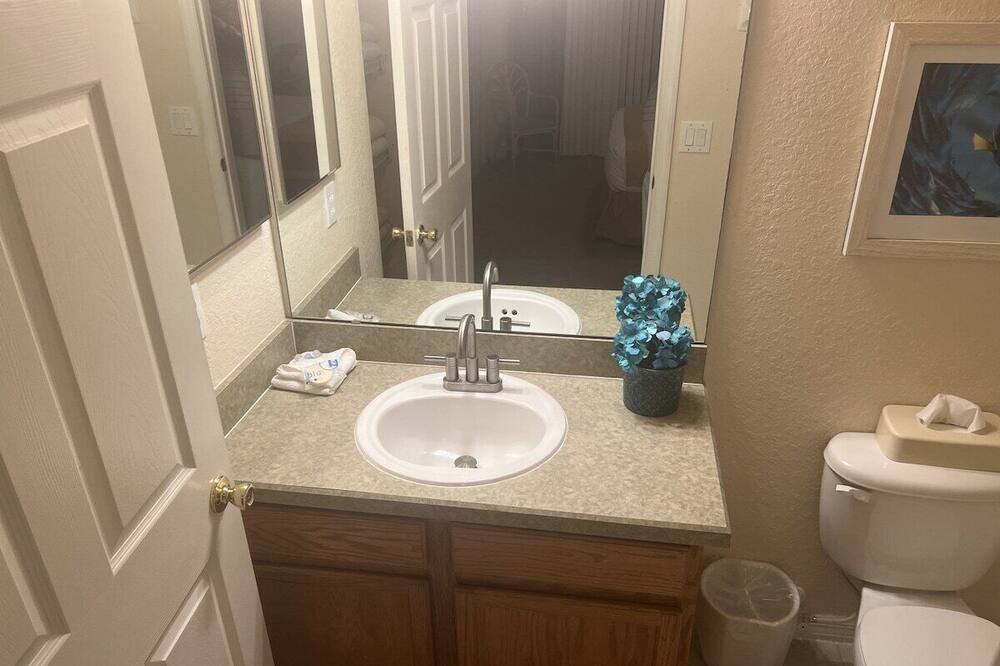 Photo of Bathroom in Bahama Bay