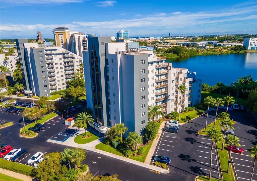 Photo of Outdoor in Florida Center