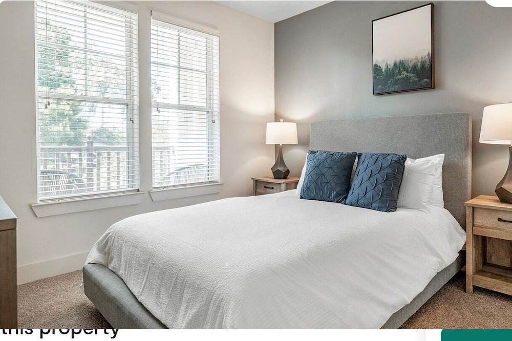 Photo of Bedroom in College Park