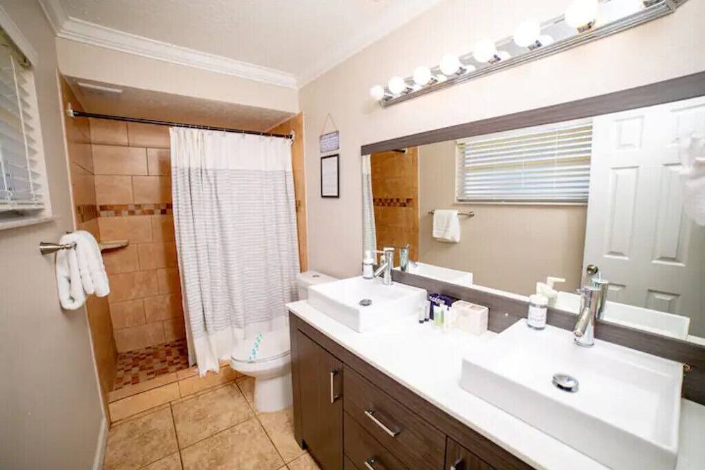 Photo of Bathroom in Orlando