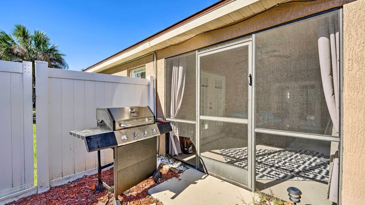 Photo of Others in Orange Tree