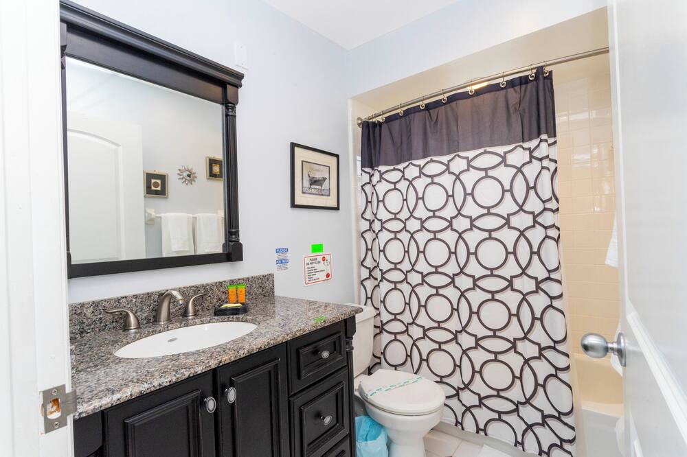 Photo of Bathroom in Indian Ridge