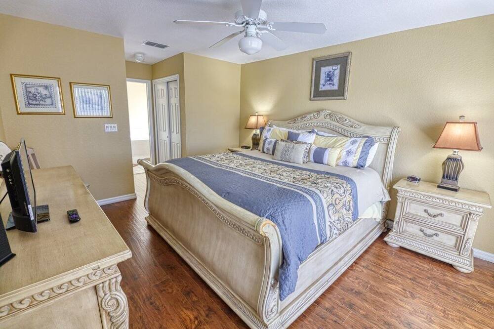 Photo of Others in Pinewood Country Estates