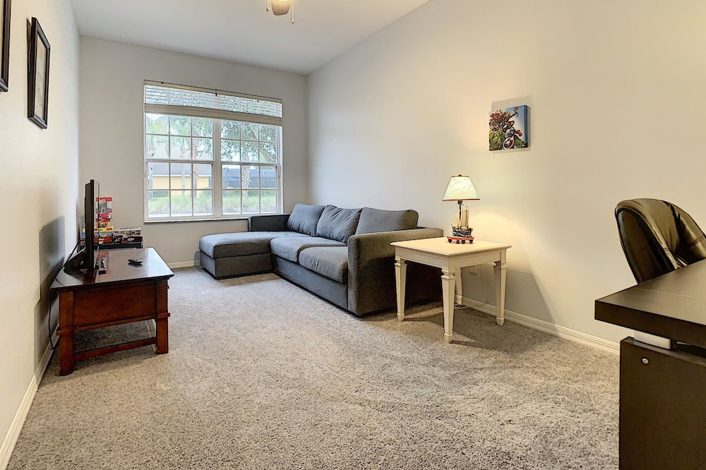Photo of Bedroom in Watersong