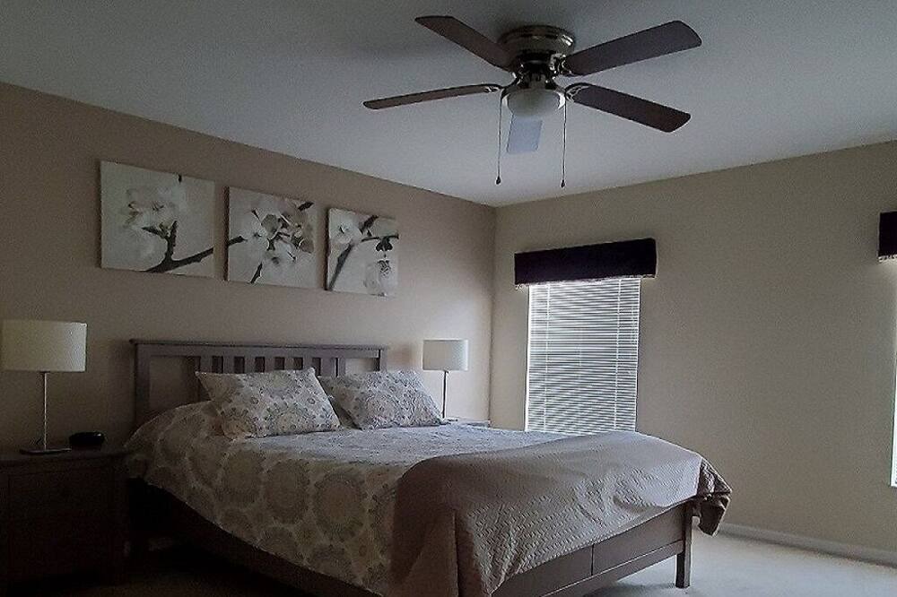 Photo of Bedroom in Lake Wilson Preserve