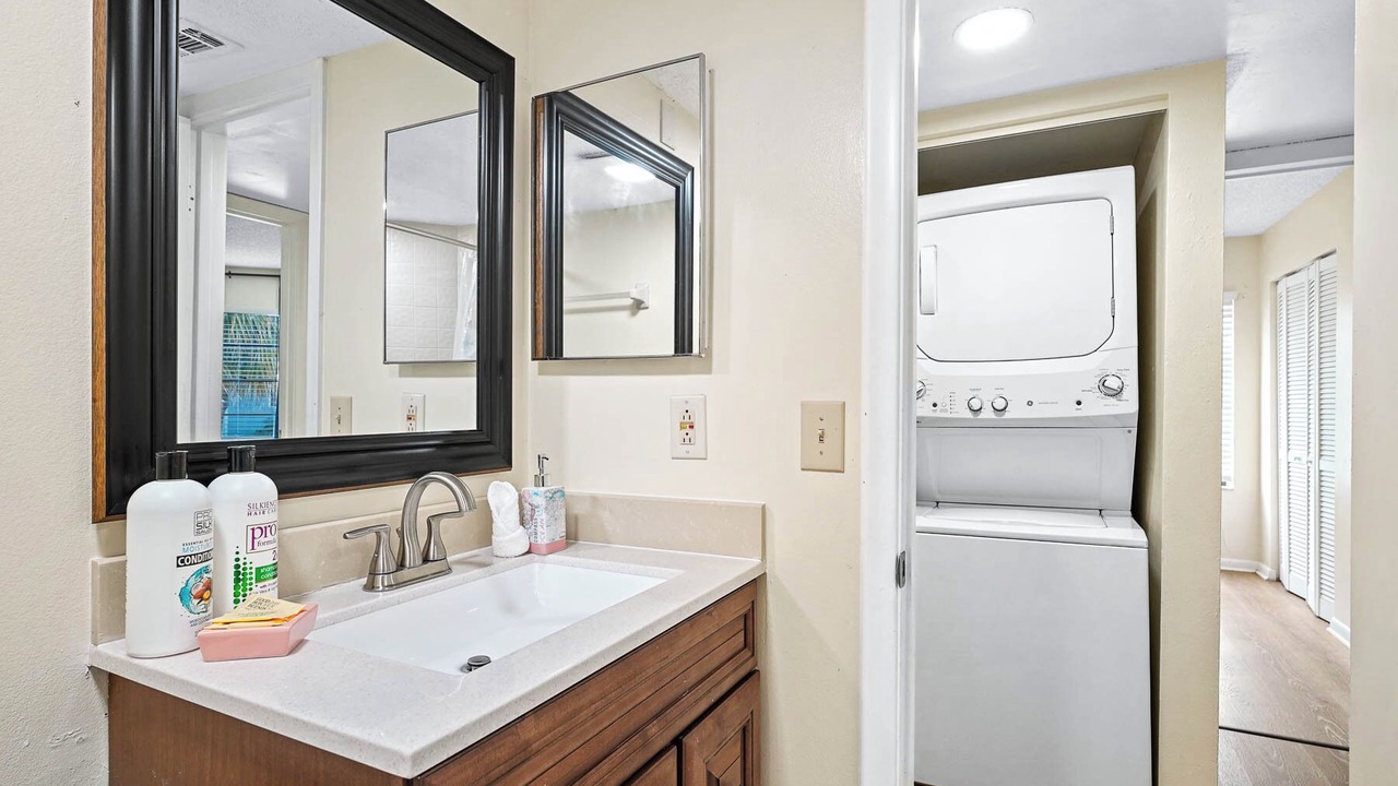 Photo of Bathroom in Ventura