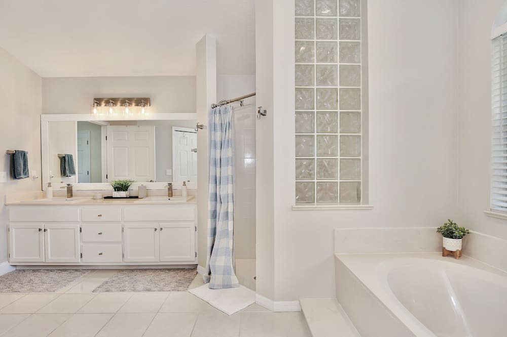 Photo of Bathroom in Longwood